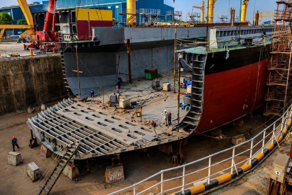 CNC cutting solutions for shipbuilding industry